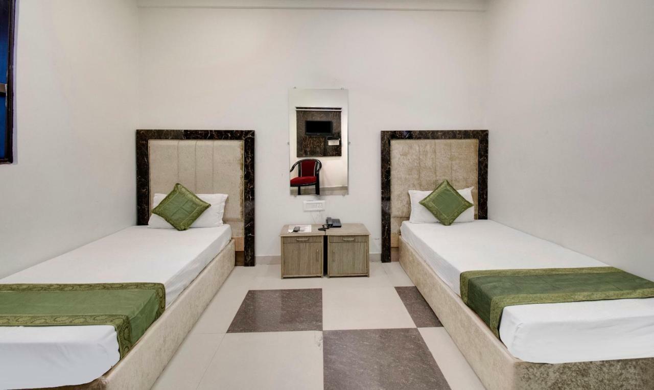 Itsy By Treebo - Royale Inn Meerut Εξωτερικό φωτογραφία