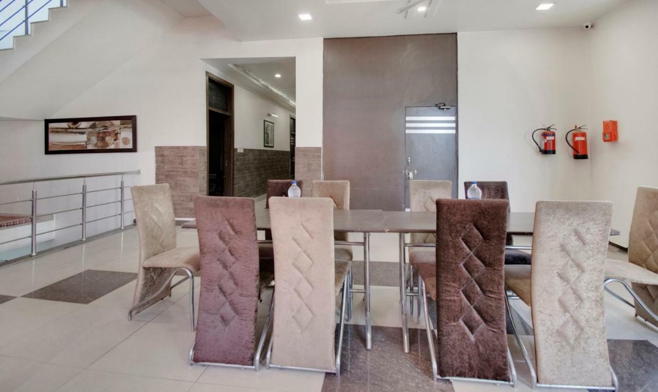 Itsy By Treebo - Royale Inn Meerut Εξωτερικό φωτογραφία